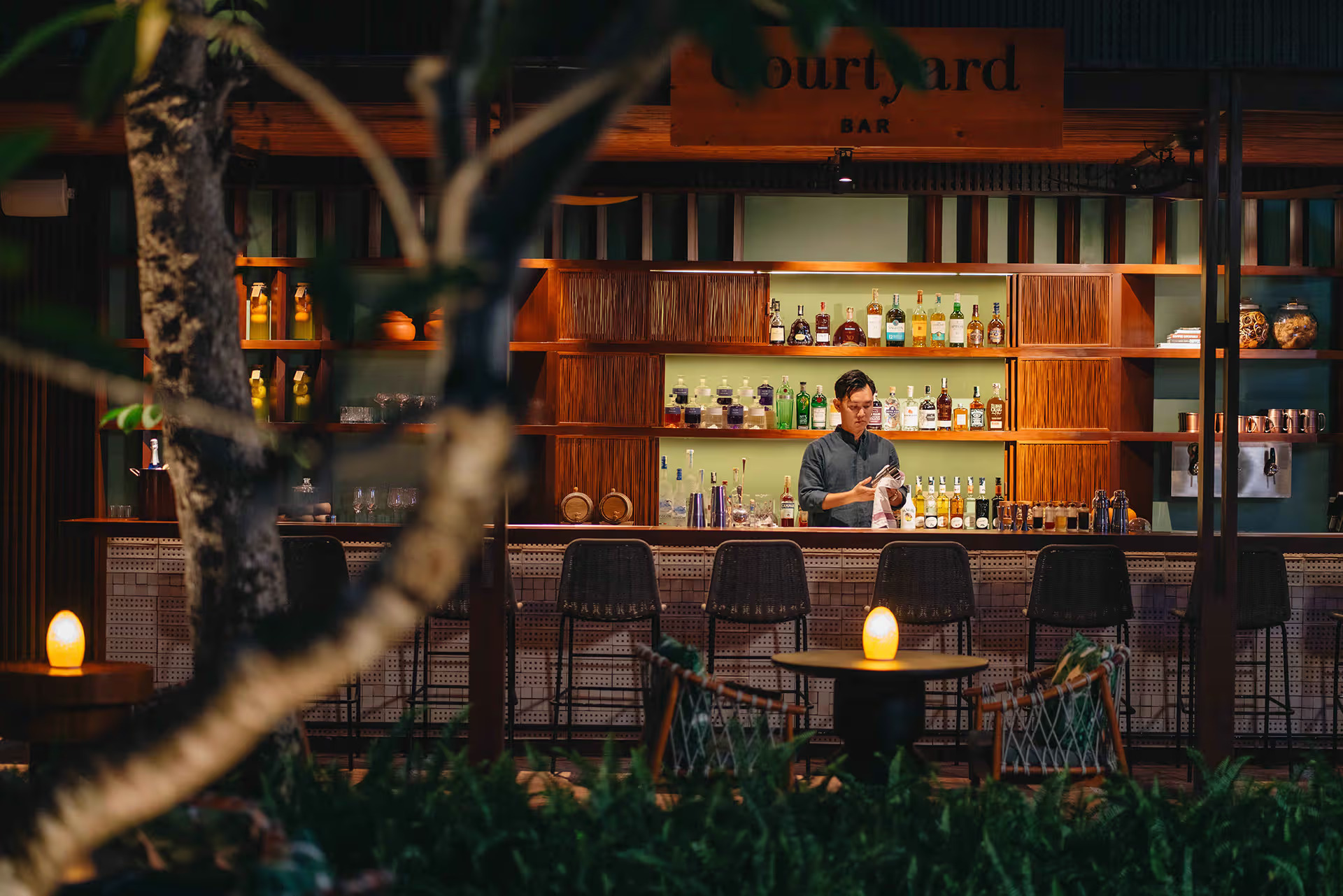 Courtyard Bar